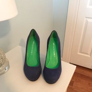 United nude eamz pumps